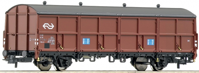 Sliding wall Box car<br /><a href='images/pictures/Roco/67324.jpg' target='_blank'>Full size image</a>